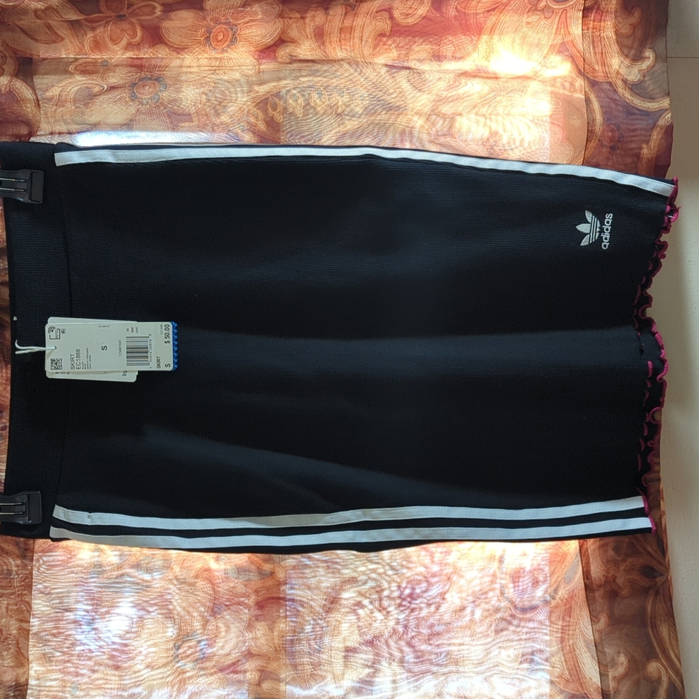 Adidas skirt women size small brand new